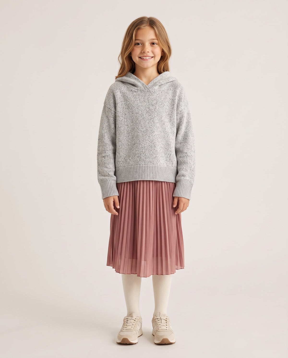 Gri Kapüşonlu Triko Sweatshirt — stüdyo fotoğrafı